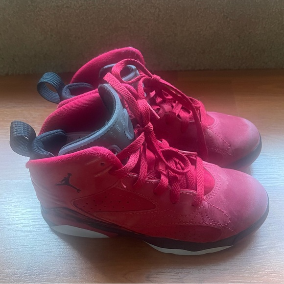 Nike Bold Red Athletic Shoes - Picture 1 of 9